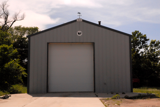27 x 40 x 15 Shop and Storage